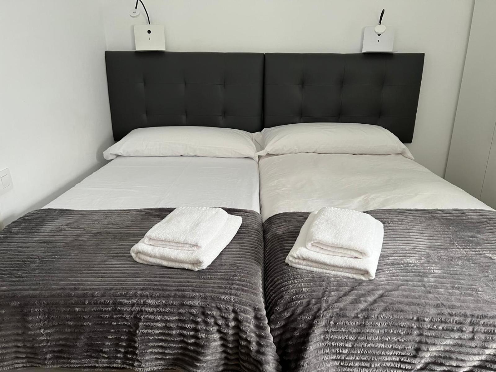 H&H Suite Espectacular Apartamento En El Centro De กรานาดา ภายนอก รูปภาพ