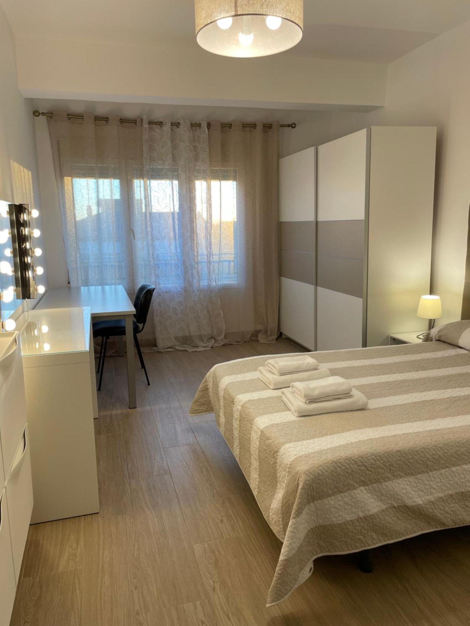 H&H Suite Espectacular Apartamento En El Centro De กรานาดา ภายนอก รูปภาพ